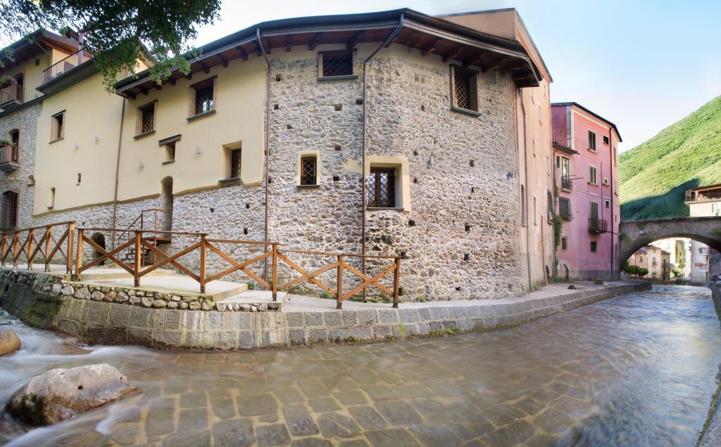 Dimora Storica Hotel Maccarunera Campagna Exterior photo